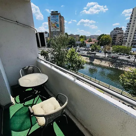 Apartment Calea Victoriei Chic