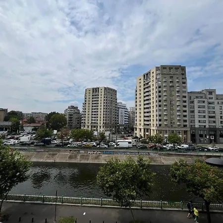 Calea Victoriei Chic * Bukurešť